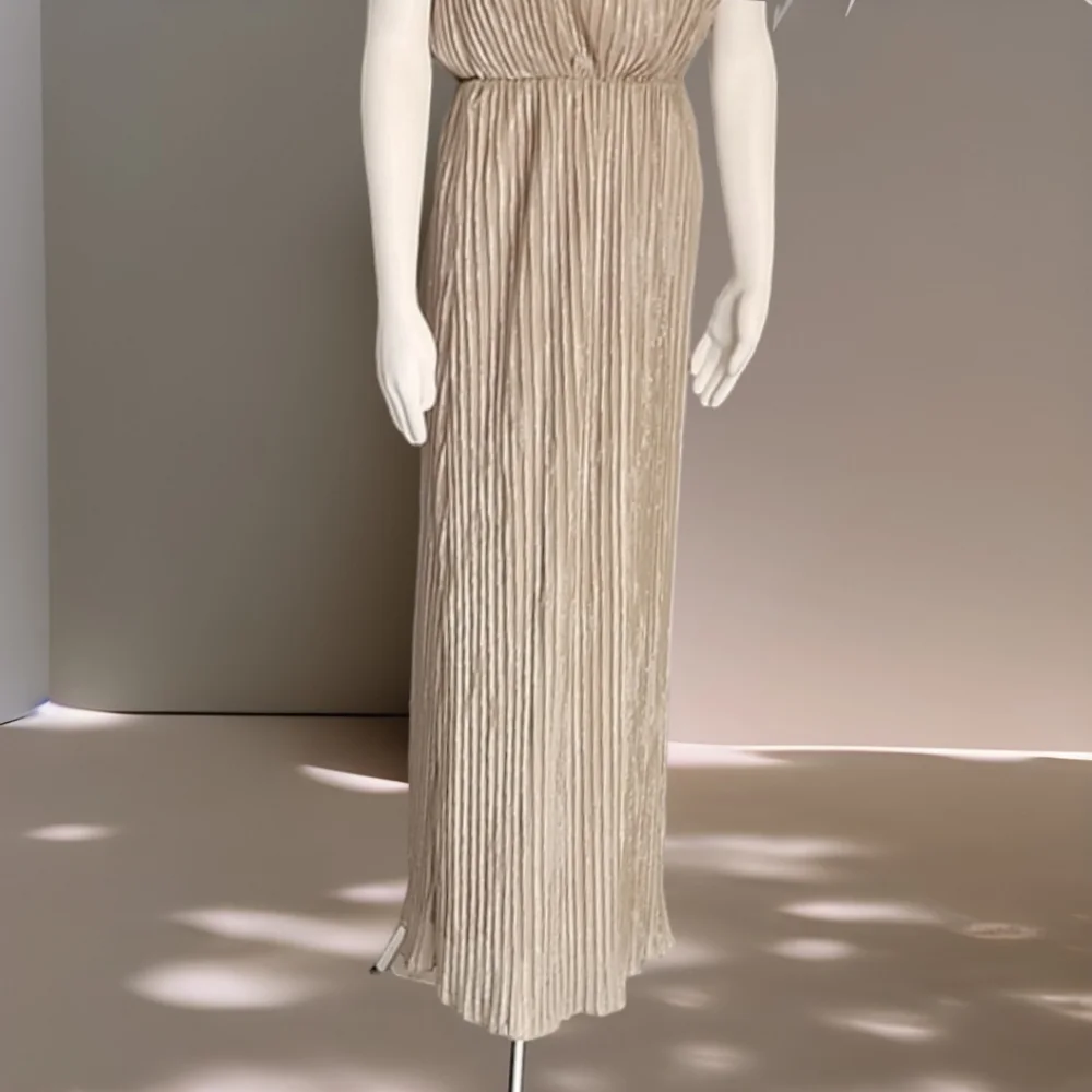 THE LIMITED Champagne Maxi Dress XS Shimmer Tube Top Strapless All Over Pleated